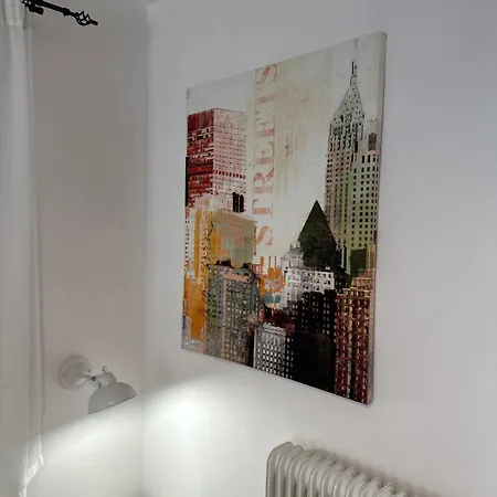 Nr1 White W Luxury Ba Between Train St. And Dt דירה לריסה