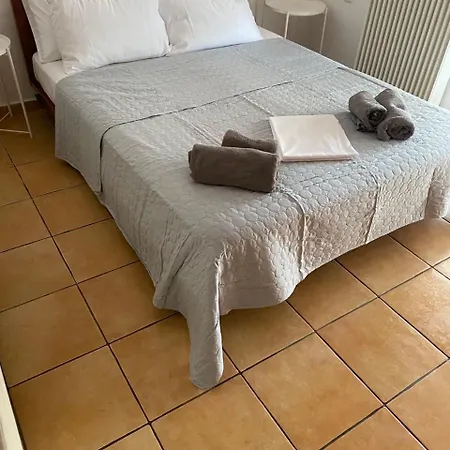 דירה Nr1 White W Luxury Ba Between Train St. And Dt לריסה